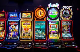 Antarmuka permainan Sweet Bonanza di platform lippo toto dengan grid pembayaran dan tombol kontrol